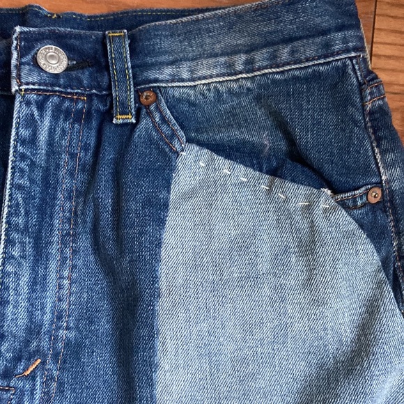 Vintage Levi’s denim shorts - Picture 2 of 6